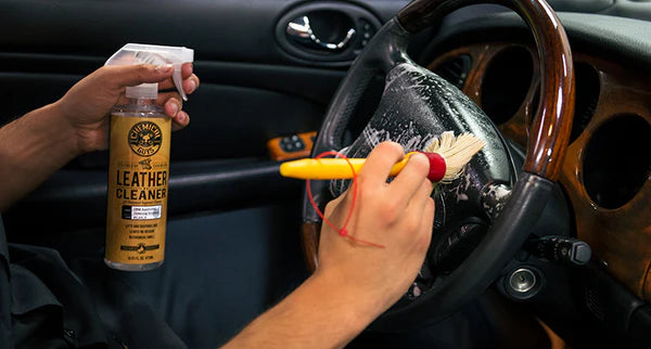 The Best Detailing Brush - 1" Boar's Hair Round Soft Brush
